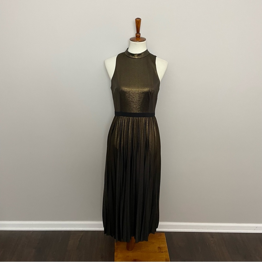 Donna Morgan Dress Midi Maxi High Neck Pleated Lined Metallic Sparkle Gold Black